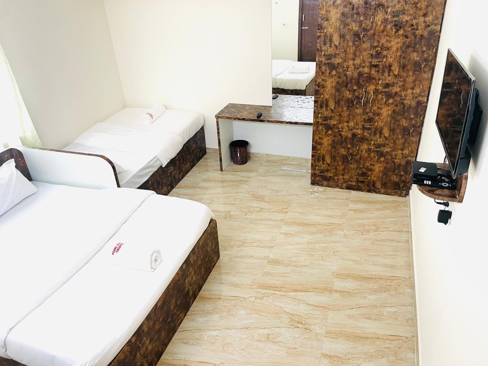 Pearl Stays, Tirupathi Tirupati Exterior foto