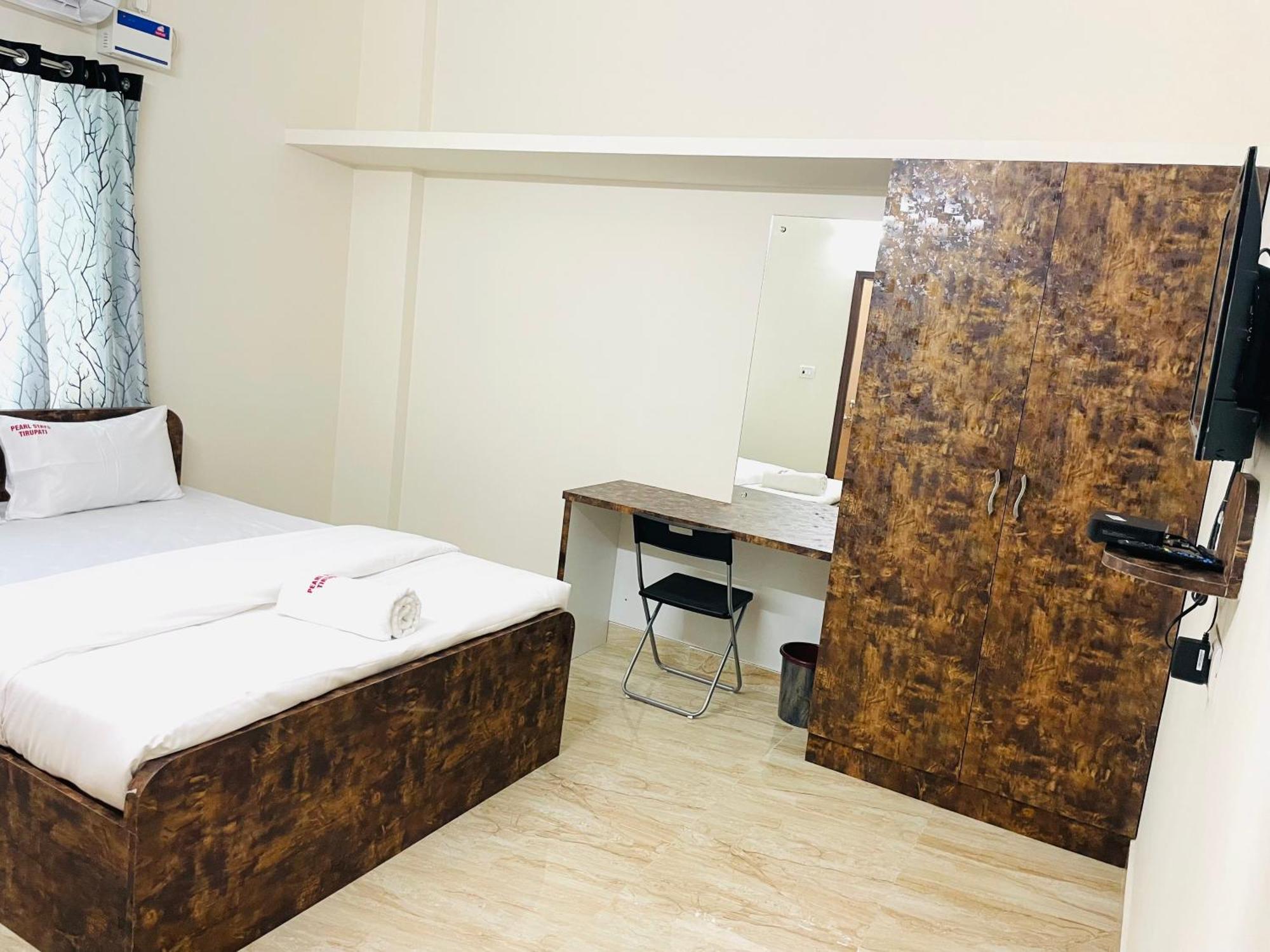 Pearl Stays, Tirupathi Tirupati Exterior foto